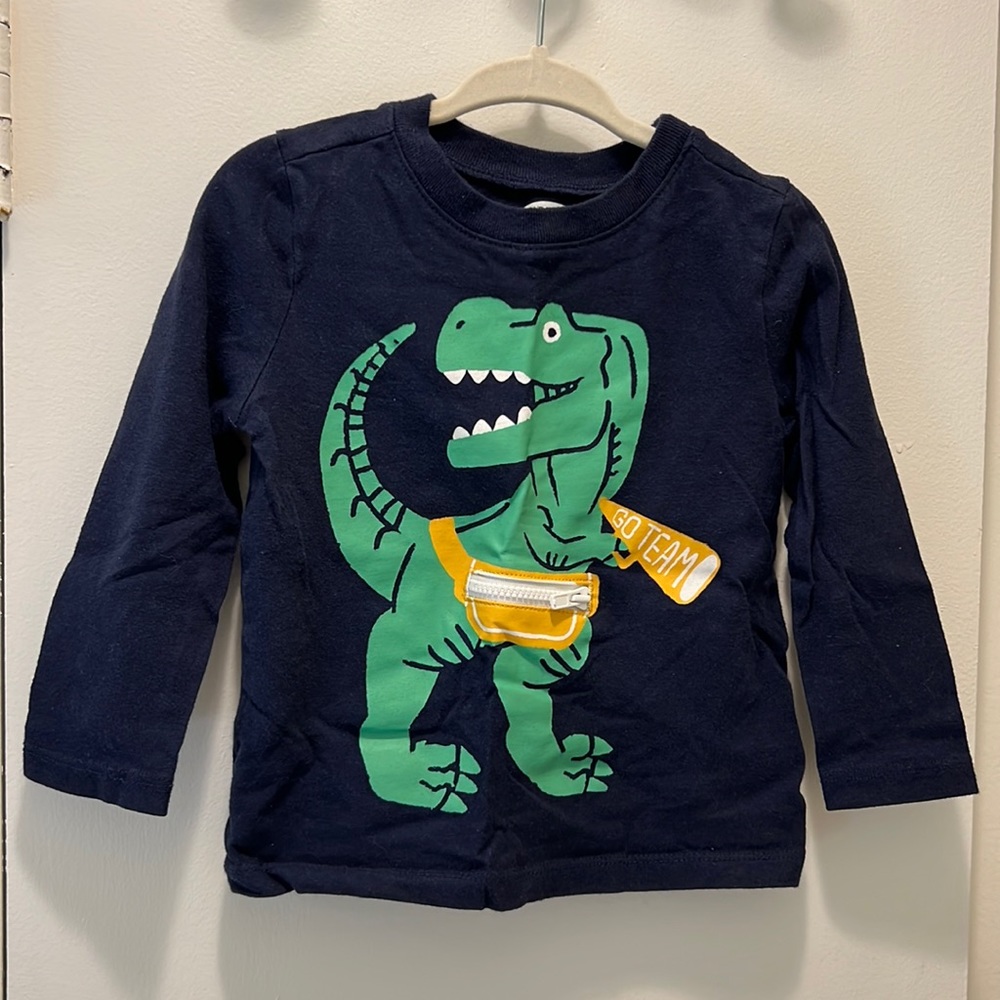 🔅4 for $35🔅 Old Navy Dino Long Sleeve tee